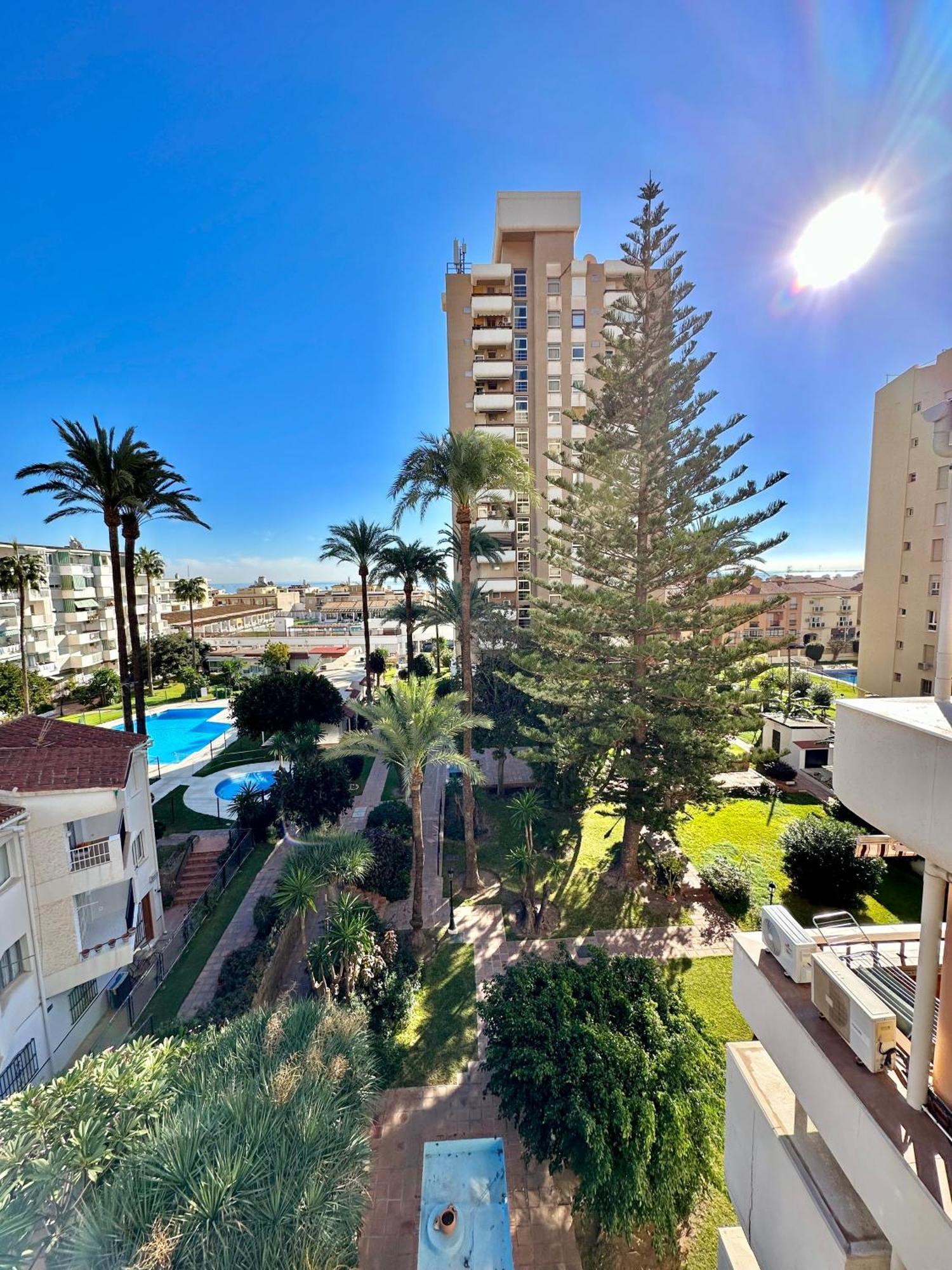 Gorgeous Apartment At The Sea In La Carihuela! Torremolinos Exterior foto