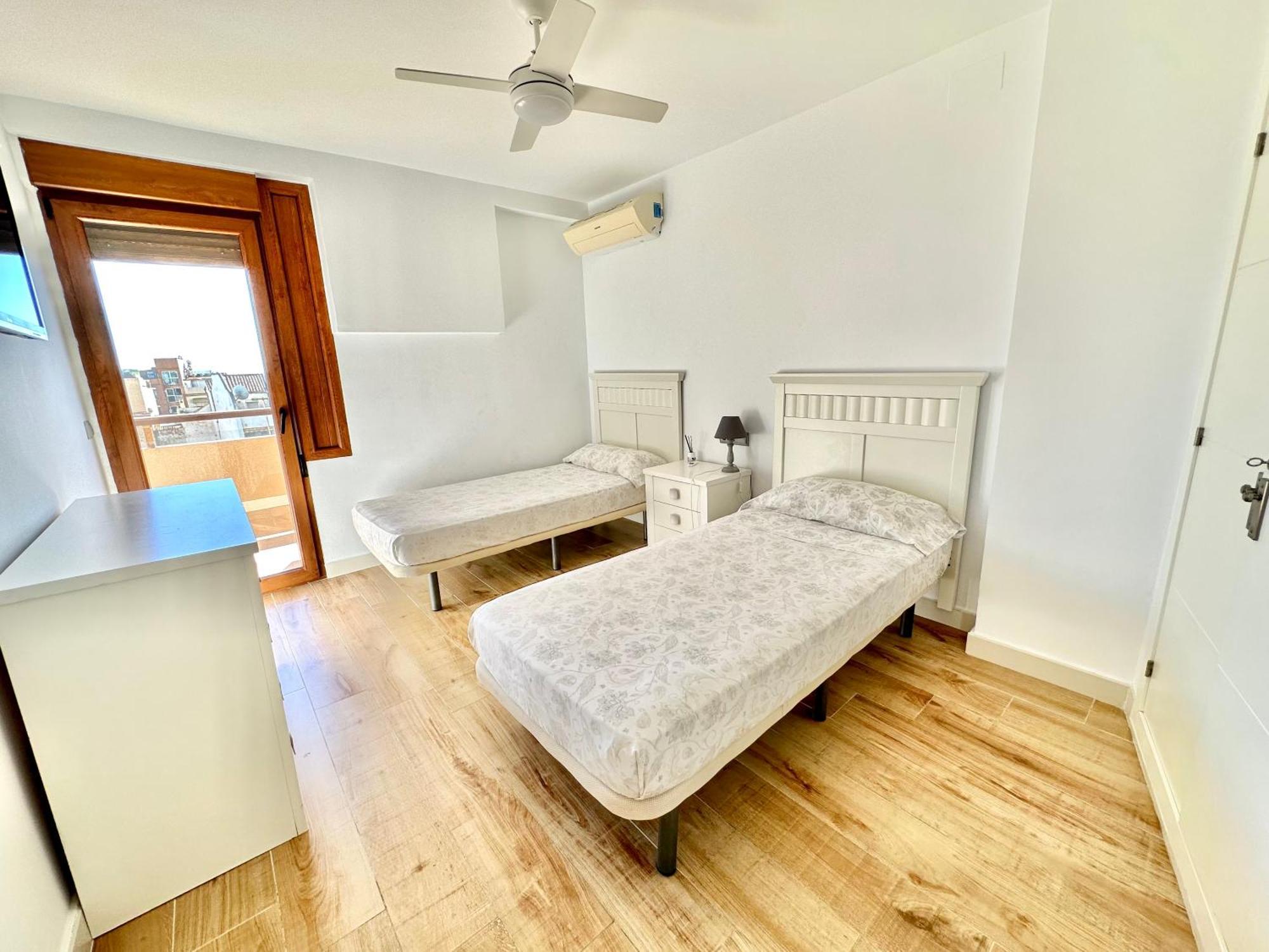 Gorgeous Apartment At The Sea In La Carihuela! Torremolinos Exterior foto